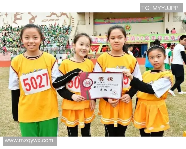 三亚足球明星李成耀：从地方球员到职业赛场的成长之路