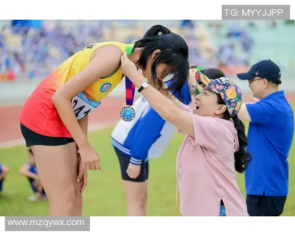 足球星空款点亮赛场激情演绎璀璨梦想与青春热血辉煌